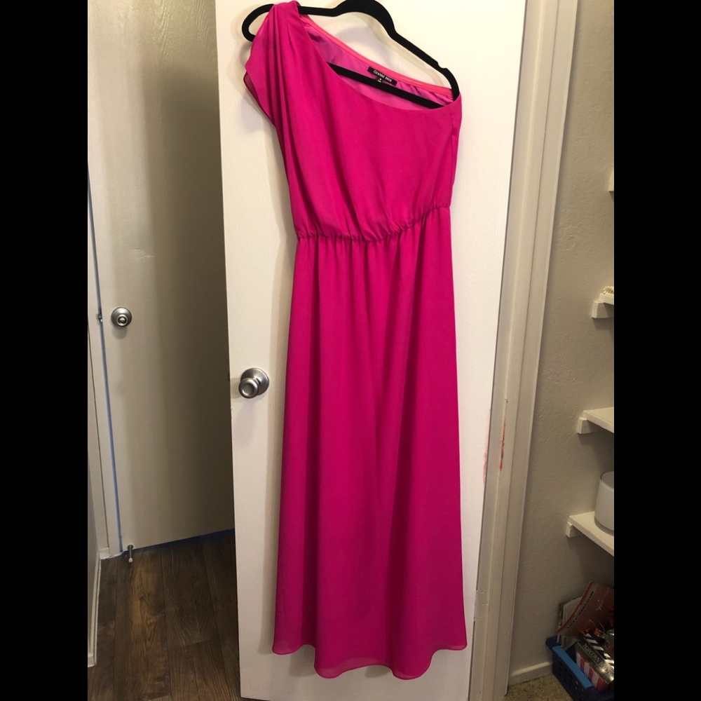 Gianni Bini hot pink one sleeve dress